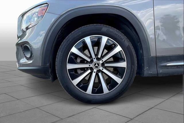 Photo of 2022 Mountain Grey Metallic Mercedes-Benz GLB 250