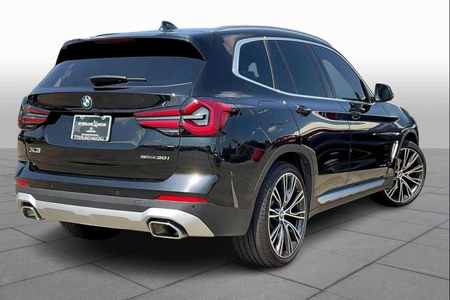 Photo of 2022 Black Sapphire Metallic BMW X3