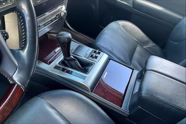 Photo of 2016 Silver Lining Metallic Lexus GX 460
