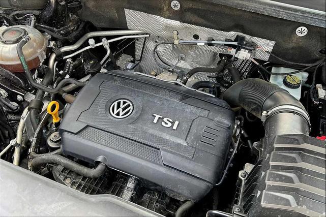 Photo of 2021 Deep Black Pearl Volkswagen Atlas