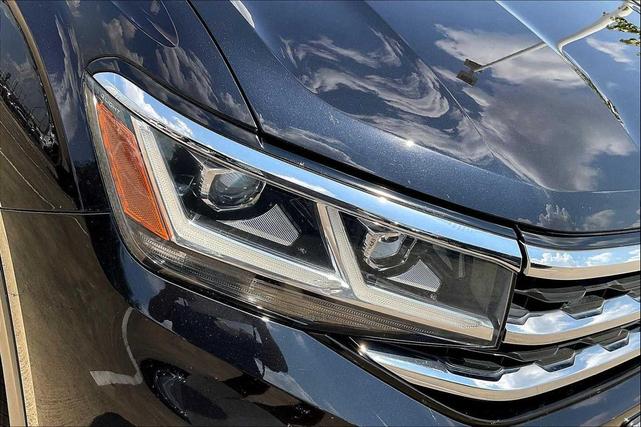 Photo of 2021 Deep Black Pearl Volkswagen Atlas