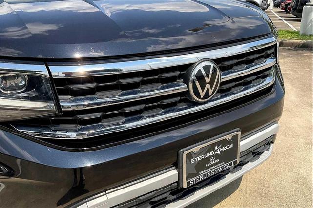 Photo of 2021 Deep Black Pearl Volkswagen Atlas