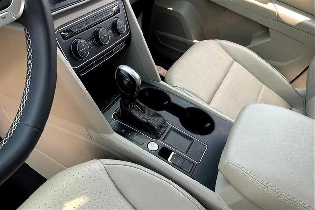 Photo of 2021 Deep Black Pearl Volkswagen Atlas