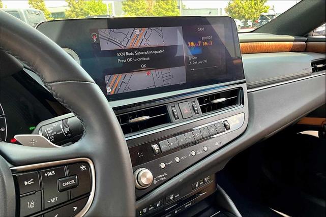 Photo of 2022 Cloudburst Gray Lexus ES 350