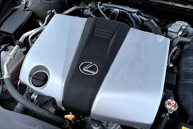 Photo of 2022 Cloudburst Gray Lexus ES 350