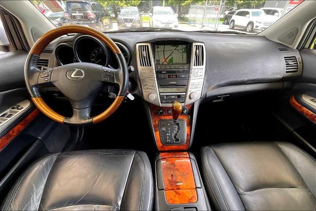 Photo of 2009 Classic Silver Metallic Lexus RX 350