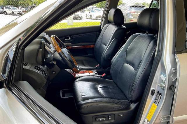 Photo of 2009 Classic Silver Metallic Lexus RX 350