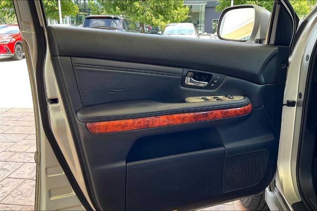 Photo of 2009 Classic Silver Metallic Lexus RX 350