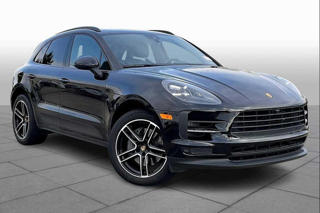 Photo of 2021 Jet Black Metallic Porsche Macan