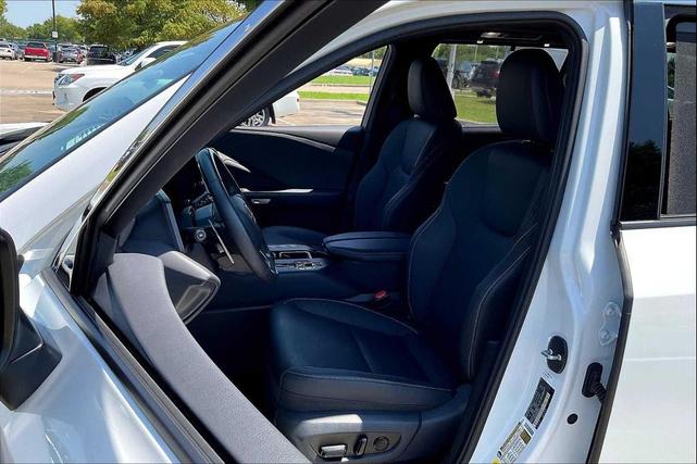 Photo of 2024 Wind Chill Pearl Lexus TX 350