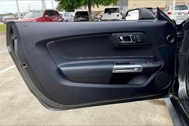 Photo of 2017 Magnetic Metallic Ford Mustang