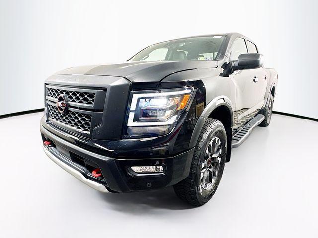 Photo of 2023 Black Nissan Titan