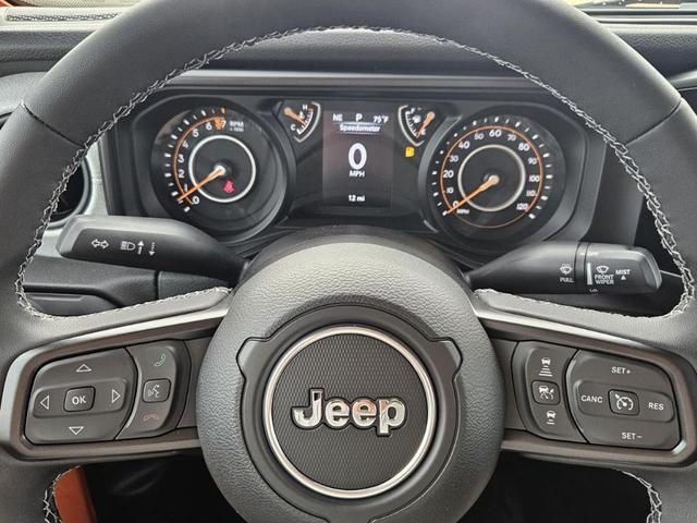 Photo of 2025 Orange Jeep Gladiator