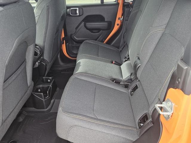 Photo of 2025 Orange Jeep Gladiator