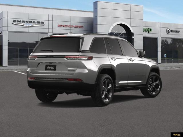 Photo of 2025 Silver Jeep Grand Cherokee