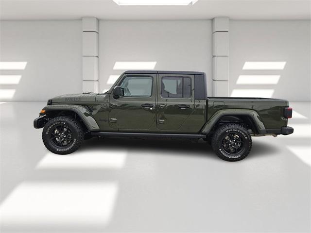 Photo of 2024 Green Jeep Gladiator