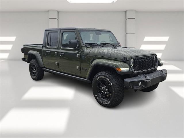 Photo of 2024 Green Jeep Gladiator