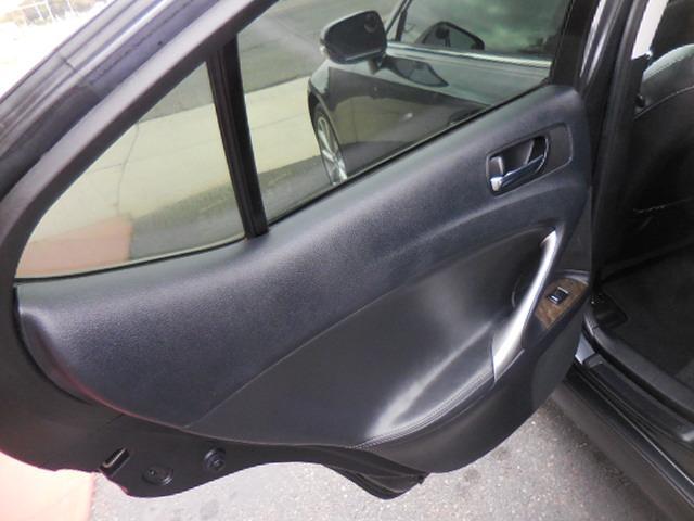 Photo of 2010 Gray Lexus IS 250