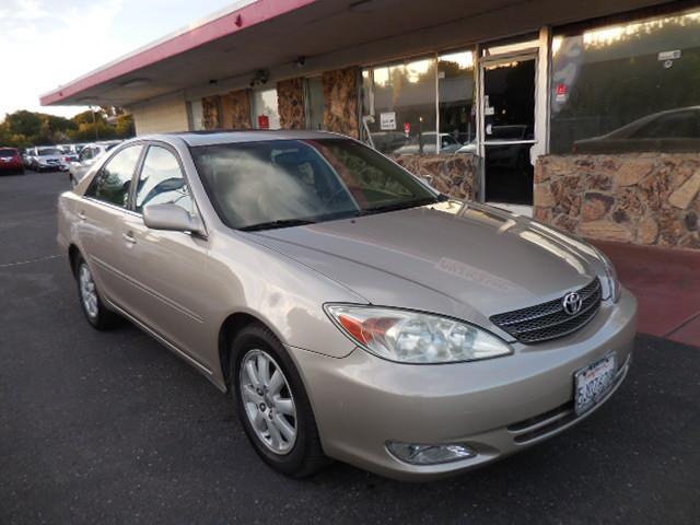 2004 Toyota Camry