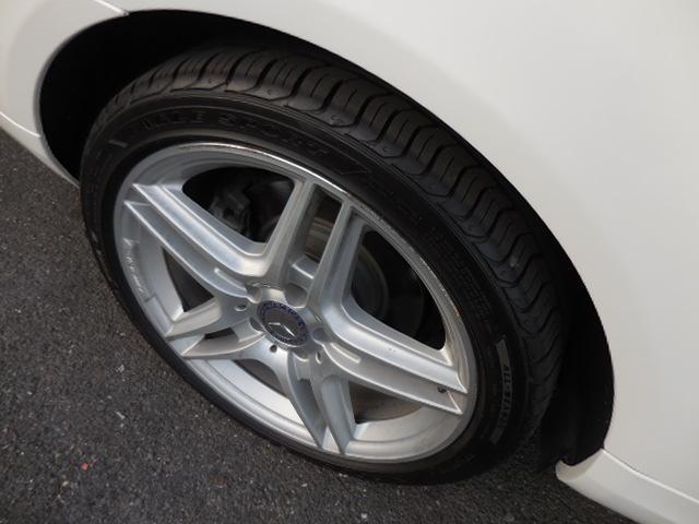 Photo of 2012 White Mercedes-Benz E-Class