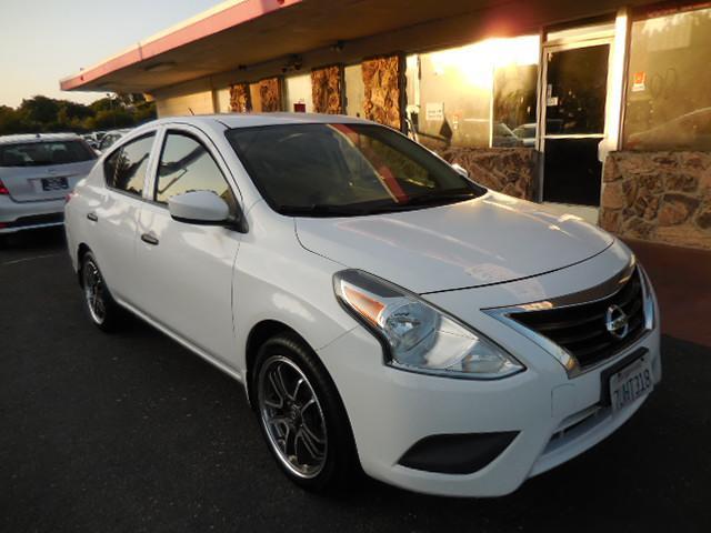 2016 Nissan Versa