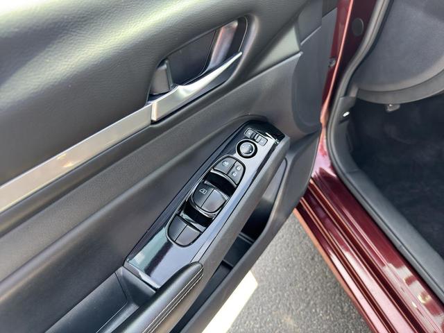 Photo of 2023 Red/Red Nissan Altima