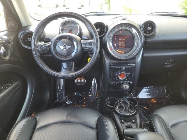 Photo of 2016 Black Metallic MINI Countryman