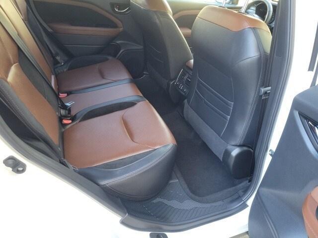 Photo of 2025 Crystal White Subaru Forester