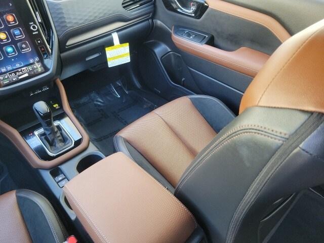 Photo of 2025 Crystal White Subaru Forester