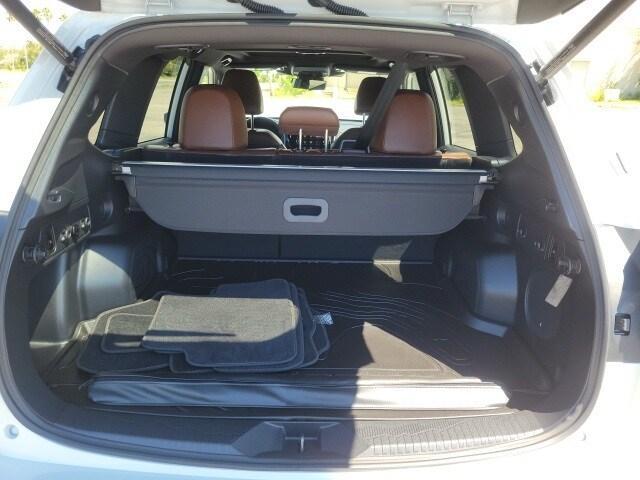 Photo of 2025 Crystal White Subaru Forester
