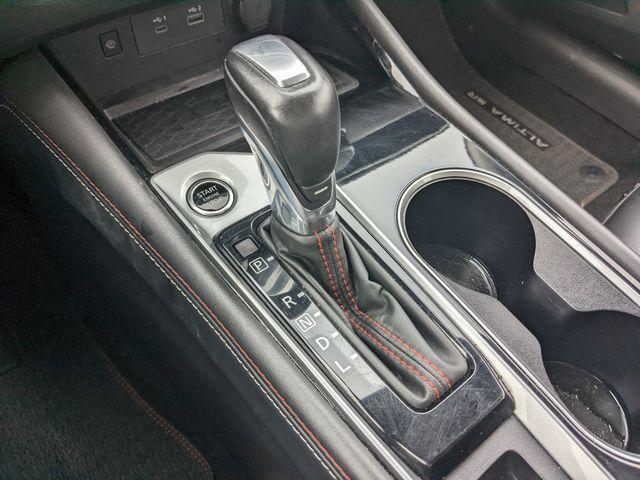 Photo of 2024 Gun Metallic Nissan Altima