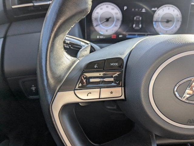 Photo of 2024 White Pearl Hyundai TUCSON