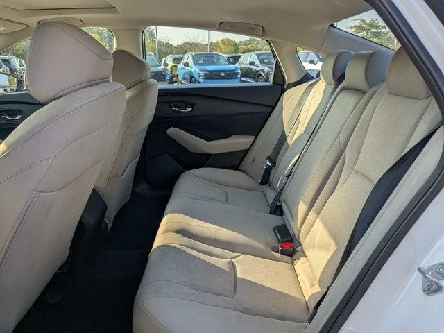 Photo of 2023 Platinum White Pearl Honda Accord