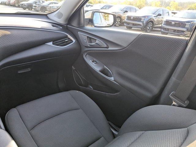 Photo of 2024 Mineral Gray Metallic Chevrolet Malibu
