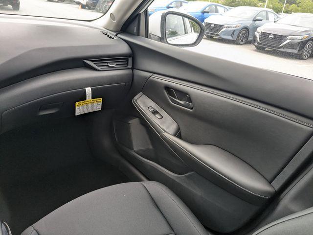 Photo of 2025 Cloud White Nissan Sentra