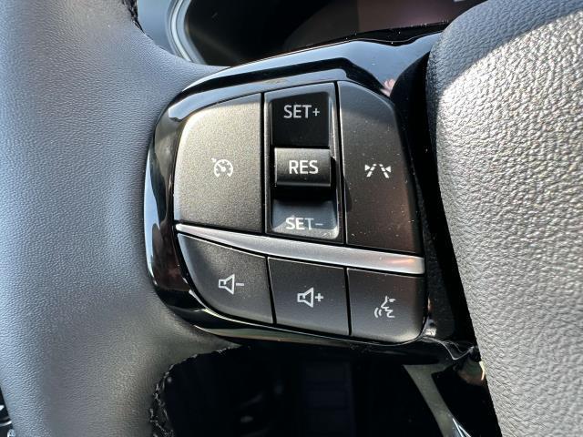 Photo of 2025 Gray Metallic Ford Escape
