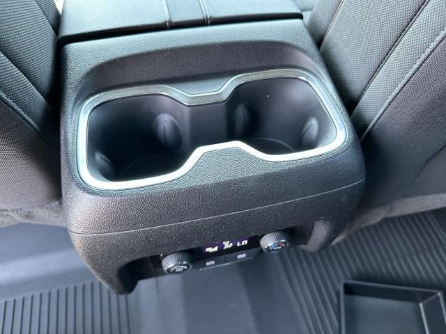 Photo of 2024 Iridescent Pearl Tricoat Chevrolet Traverse