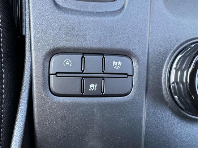 Photo of 2025 Oxford White Ford Ranger