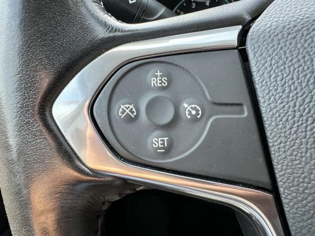 Photo of 2020 Silver Ice Metallic Chevrolet Traverse