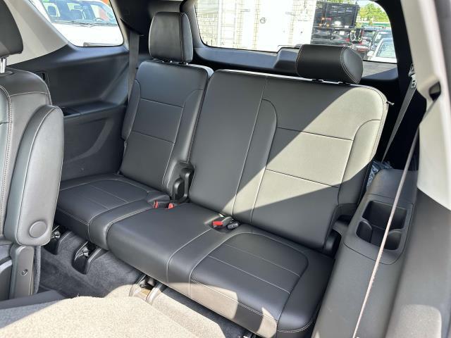 Photo of 2020 Silver Ice Metallic Chevrolet Traverse