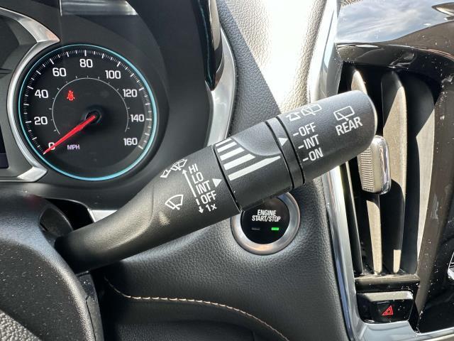 Photo of 2020 Silver Ice Metallic Chevrolet Traverse