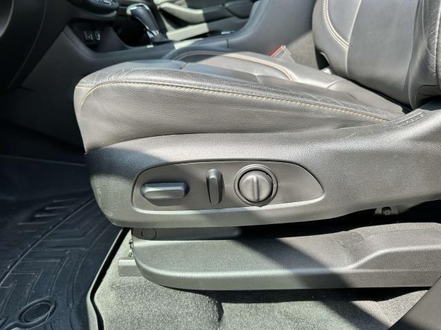 Photo of 2020 Silver Ice Metallic Chevrolet Traverse