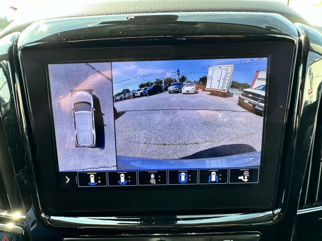 Photo of 2020 Silver Ice Metallic Chevrolet Traverse