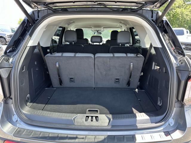 Photo of 2025 Carbonized Gray Metallic Ford Explorer