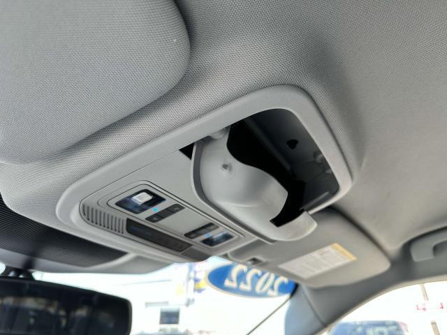 Photo of 2022 Iconic Silver Metallic Ford Explorer