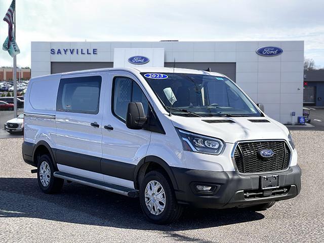 Photo of 2023 Oxford White Ford Transit-250