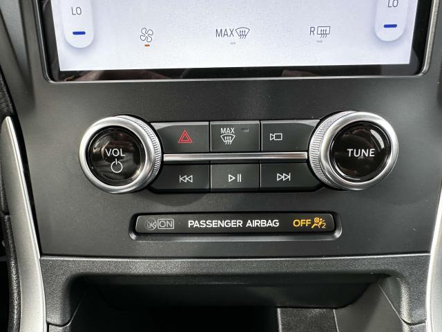 Photo of 2024 Carbonized Gray Metallic Ford Edge