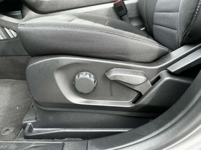 Photo of 2024 Carbonized Gray Metallic Ford Edge