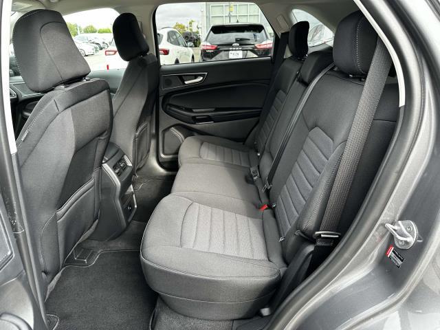 Photo of 2024 Carbonized Gray Metallic Ford Edge