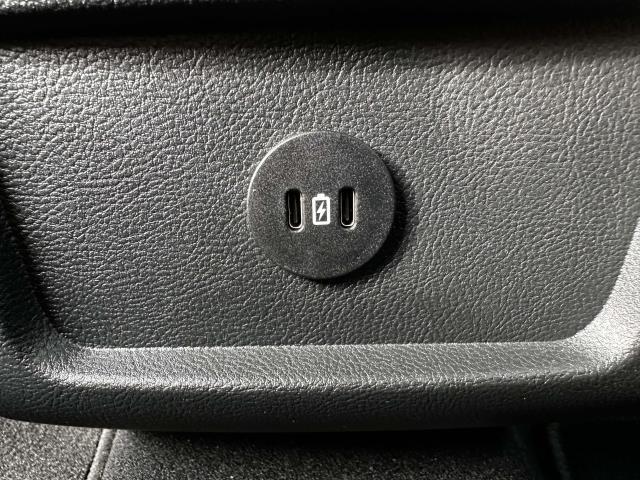 Photo of 2024 Carbonized Gray Metallic Ford Edge